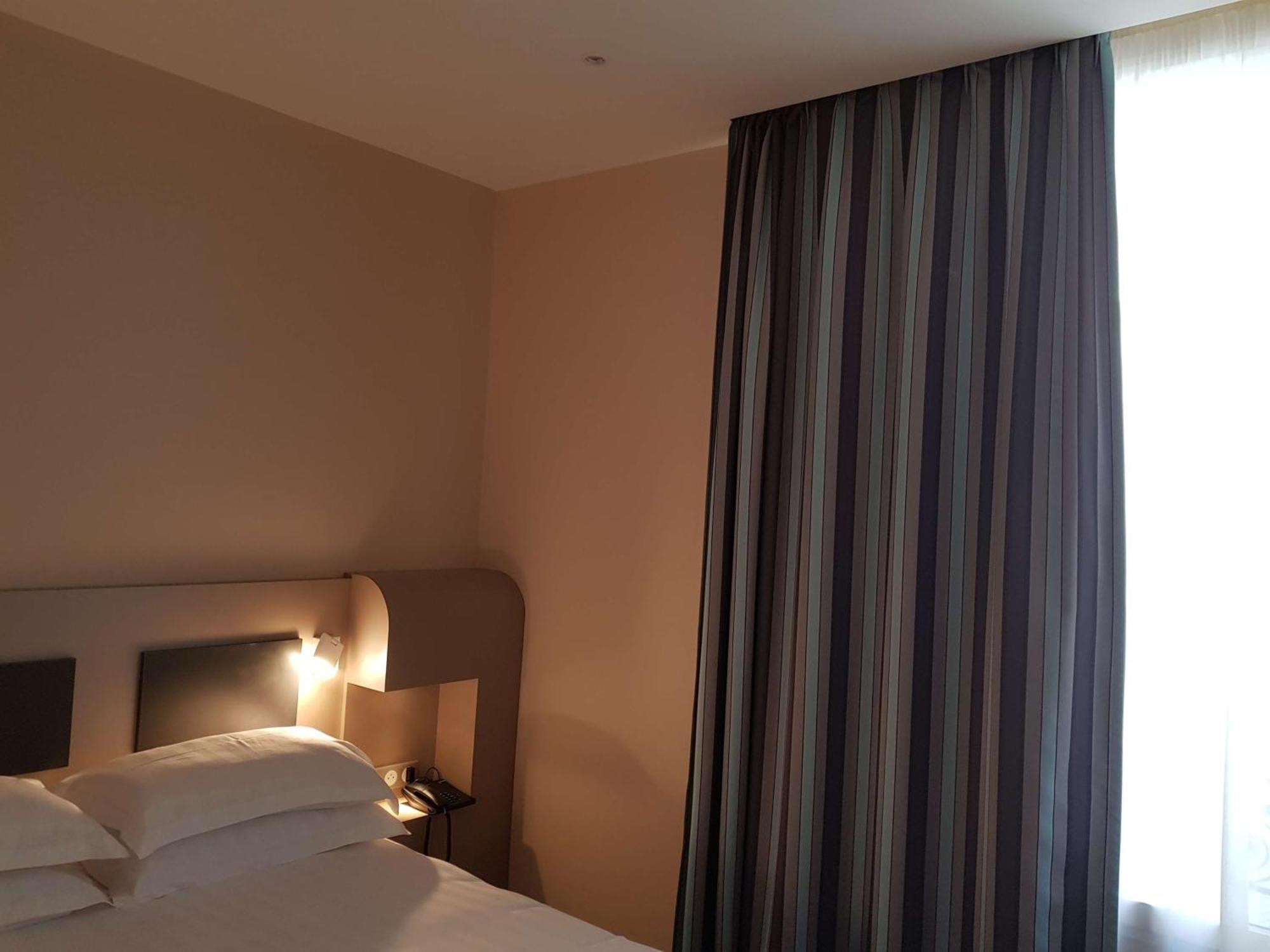 Brit Hotel De Grignan Βισύ Εξωτερικό φωτογραφία