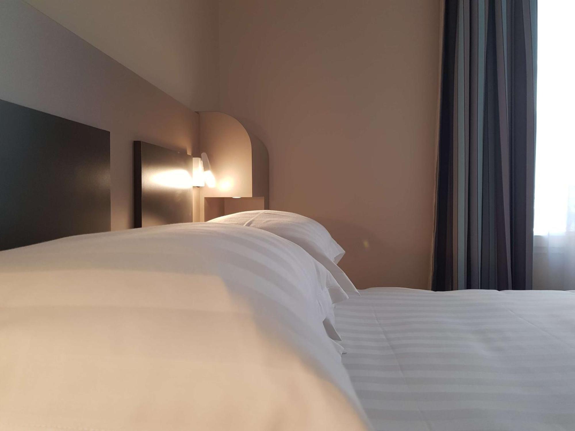 Brit Hotel De Grignan Βισύ Εξωτερικό φωτογραφία