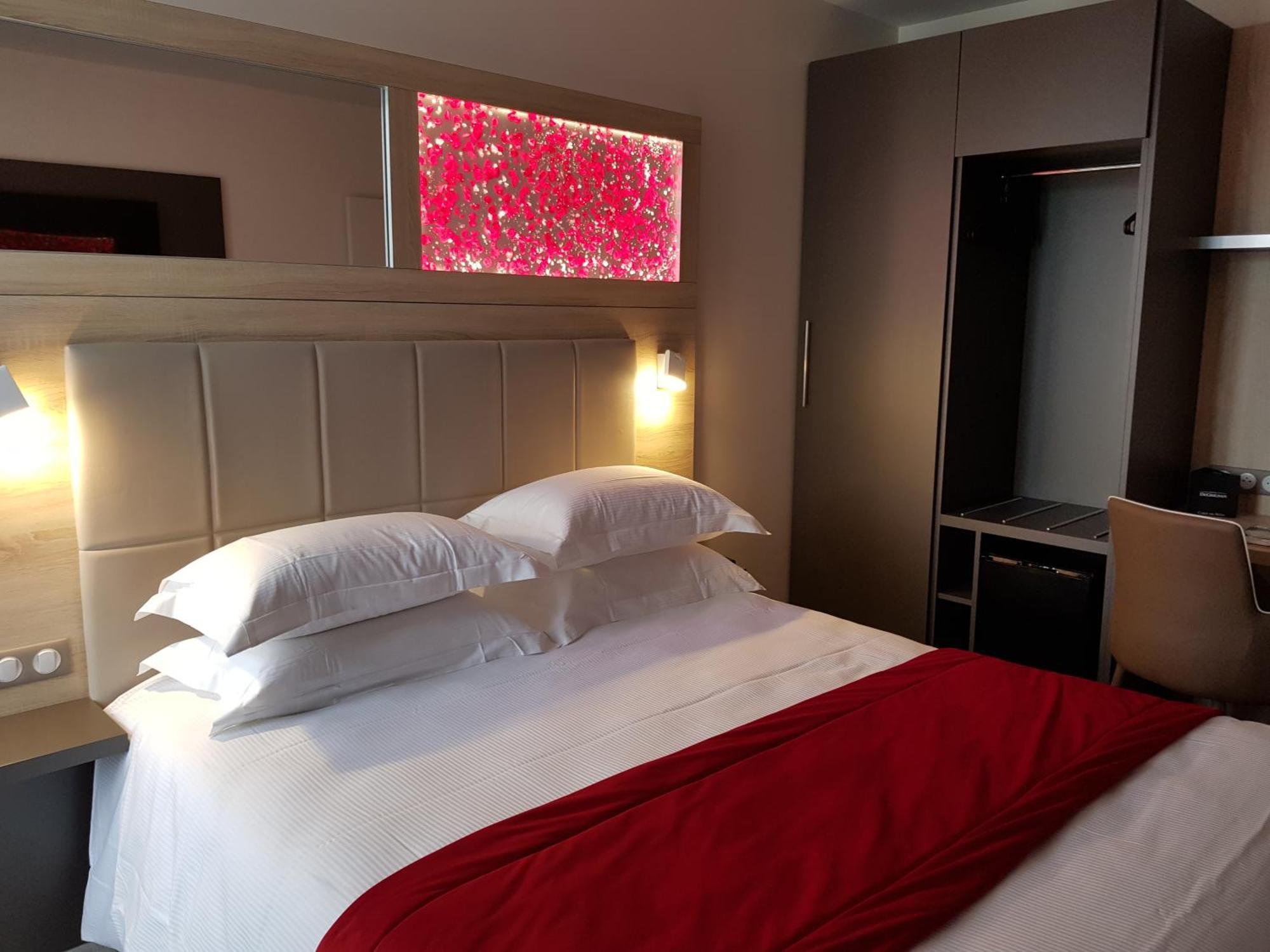 Brit Hotel De Grignan Βισύ Εξωτερικό φωτογραφία